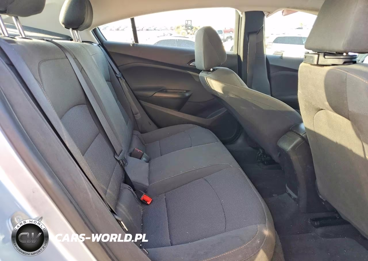 2018 Chevrolet Cruze Ls VIN:1G1BC5SM5J7206607 - 10