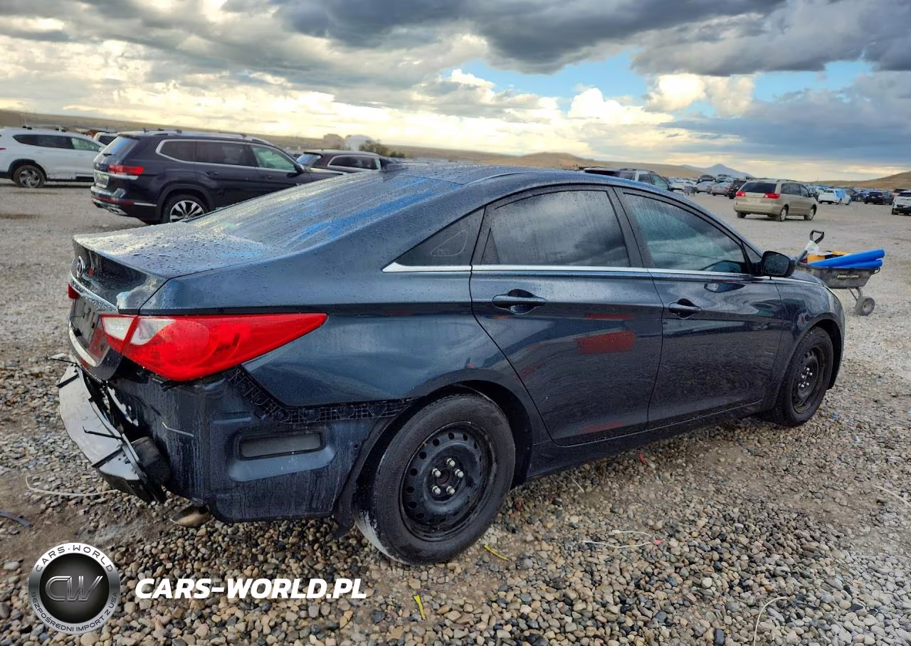 2012 Hyundai Sonata Gls VIN:5NPEB4AC4CH352201 - 3