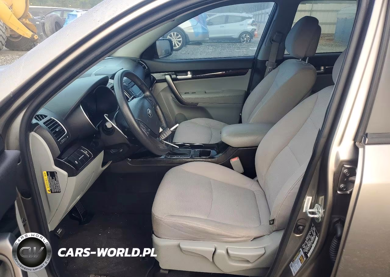 2015 Kia Sorento Lx VIN:5XYKT4A77FG596035 - 7