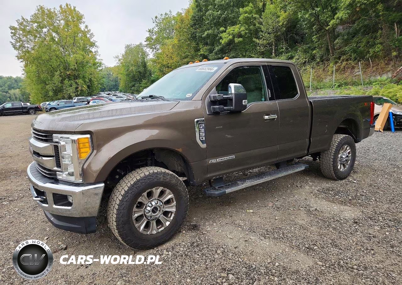2017 Ford F350 Super Duty VIN:1FT8X3BT5HEB38512 - 1