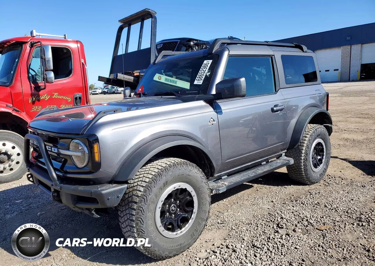 2022 Ford Bronco Base VIN:1FMDE5CHXNLB18396 - 1