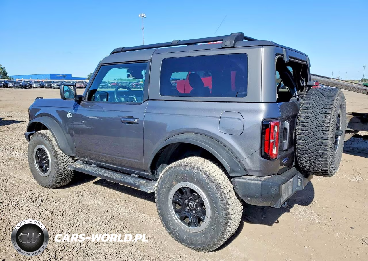 2022 Ford Bronco Base VIN:1FMDE5CHXNLB18396 - 2