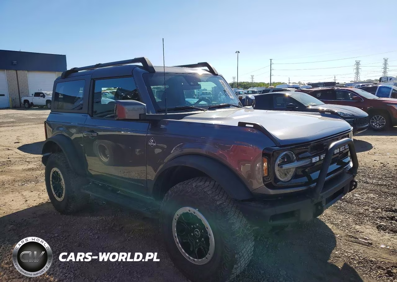 2022 Ford Bronco Base VIN:1FMDE5CHXNLB18396 - 4