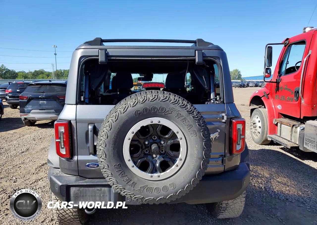 2022 Ford Bronco Base VIN:1FMDE5CHXNLB18396 - 6