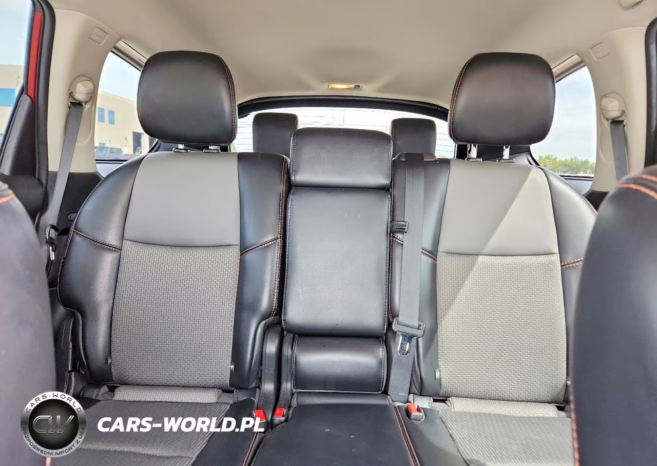 2019 Nissan Pathfinder Sv VIN:5N1DR2MM8KC638736 - 10