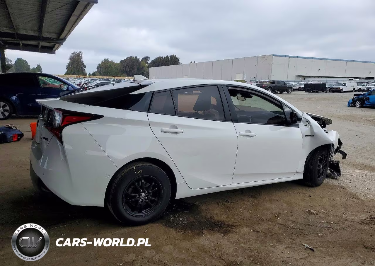 2021 Toyota Prius Le VIN:JTDKAMFU0M3148080 - 3
