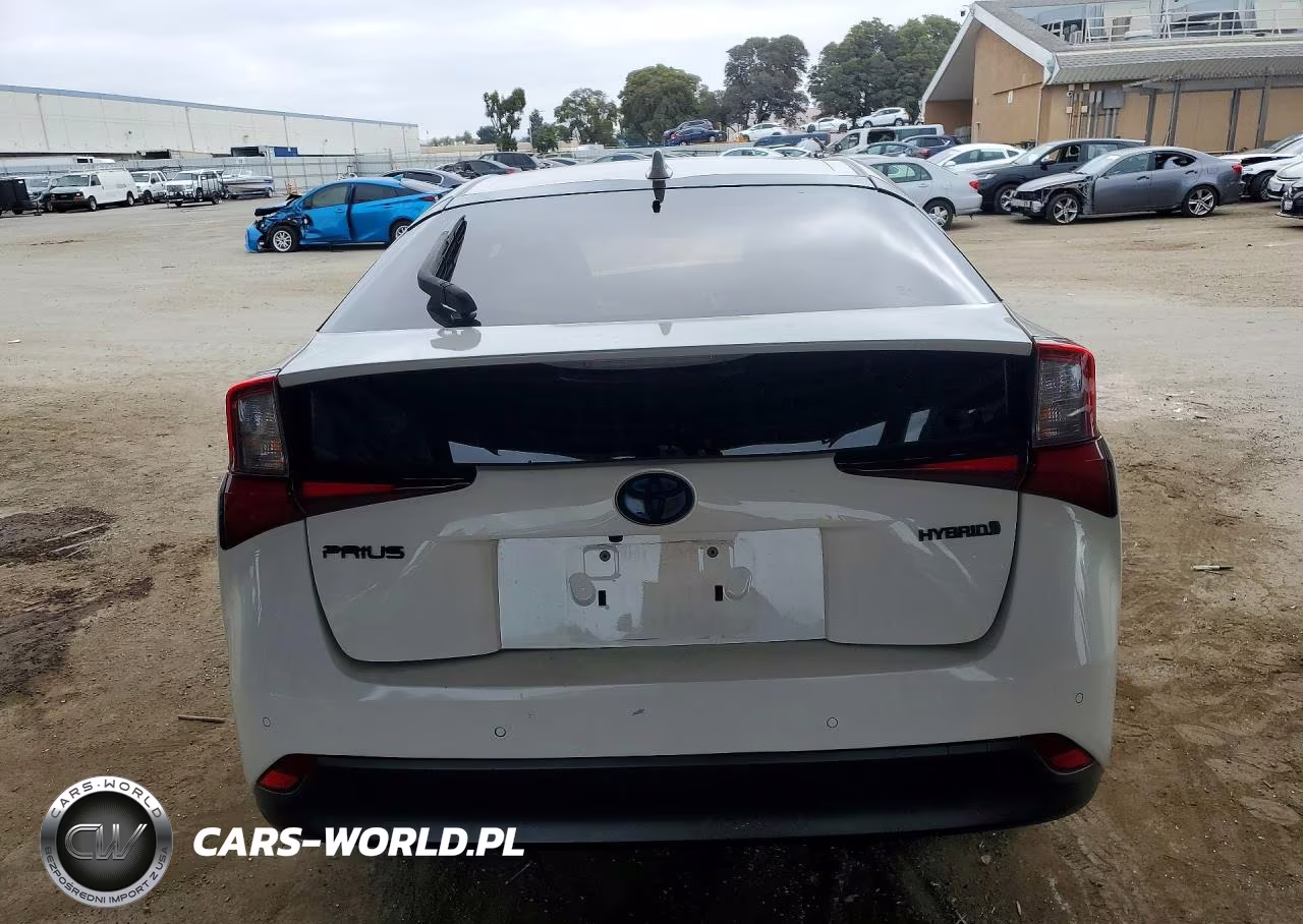 2021 Toyota Prius Le VIN:JTDKAMFU0M3148080 - 6
