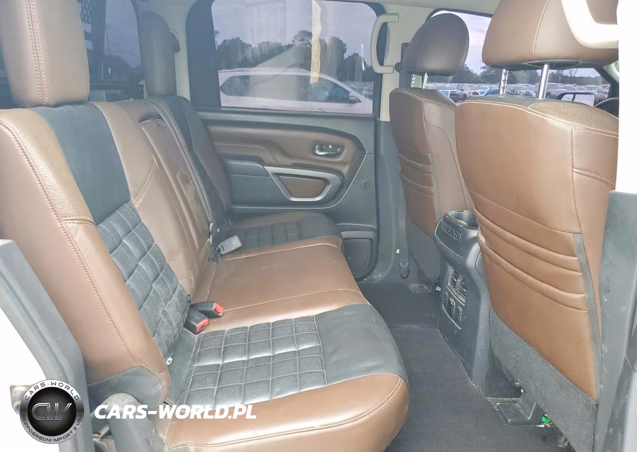 2017 Nissan Titan Platinum Reserve VIN:1N6AA1E59HN575057 - 10