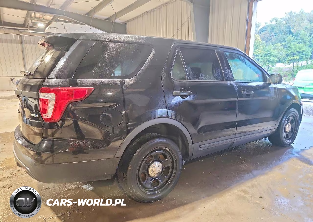 2017 Ford Explorer Police Interceptor VIN:1FM5K8AR9HGC63128 - 3