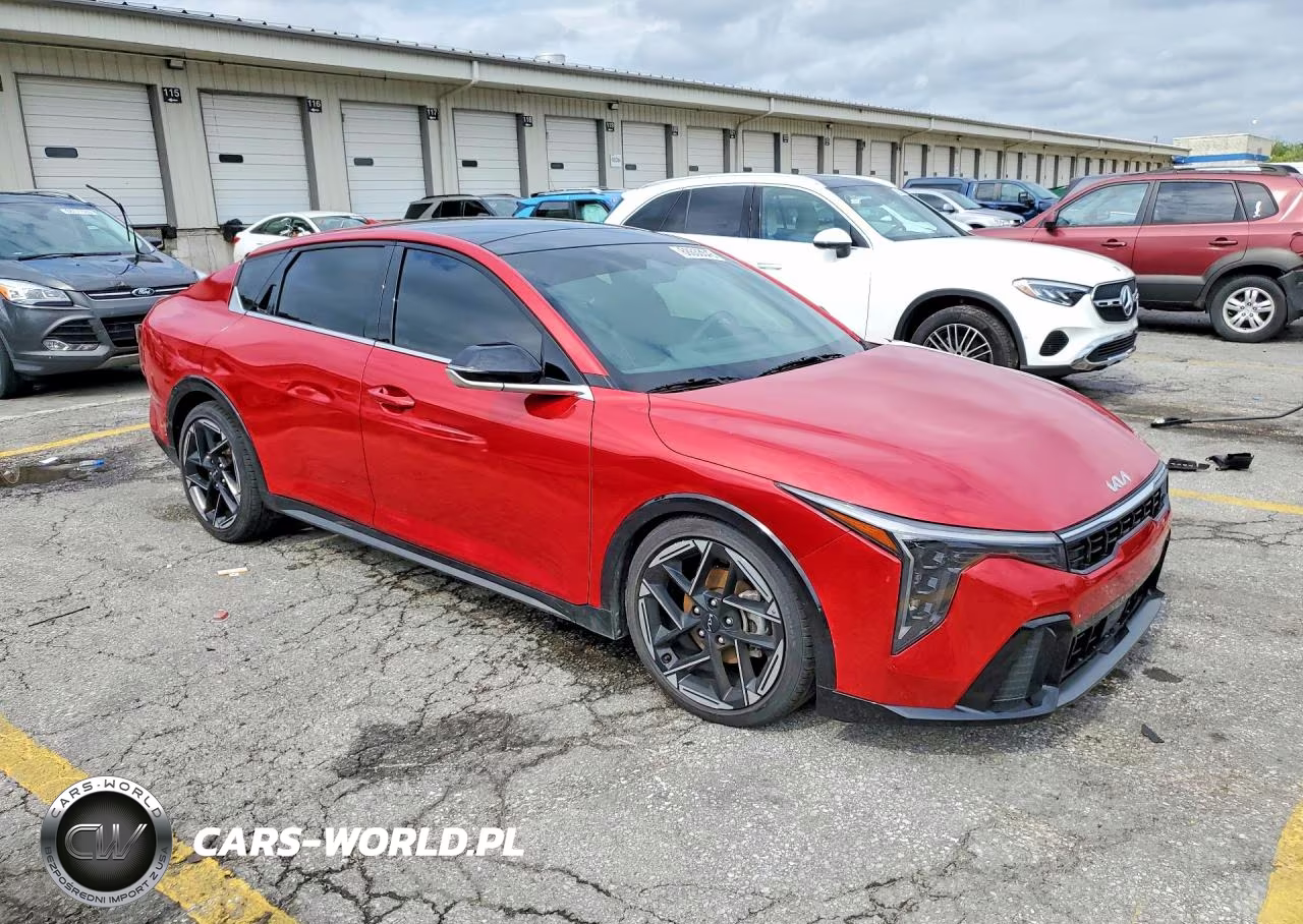 2025 Kia K4 Gt Line VIN:3KPFW4DE6SE124953 - 4