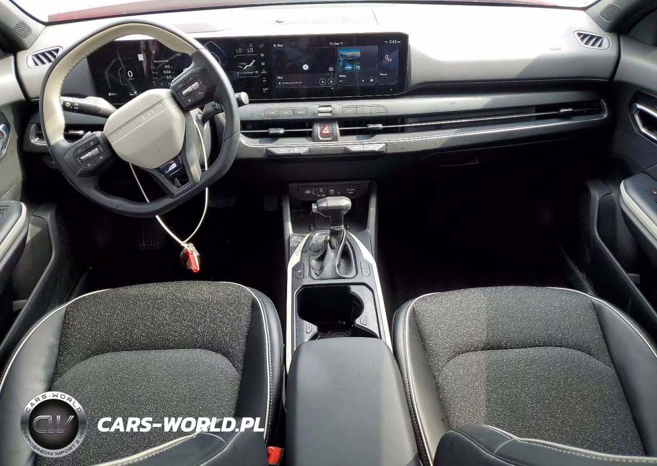 2025 Kia K4 Gt Line VIN:3KPFW4DE6SE124953 - 8