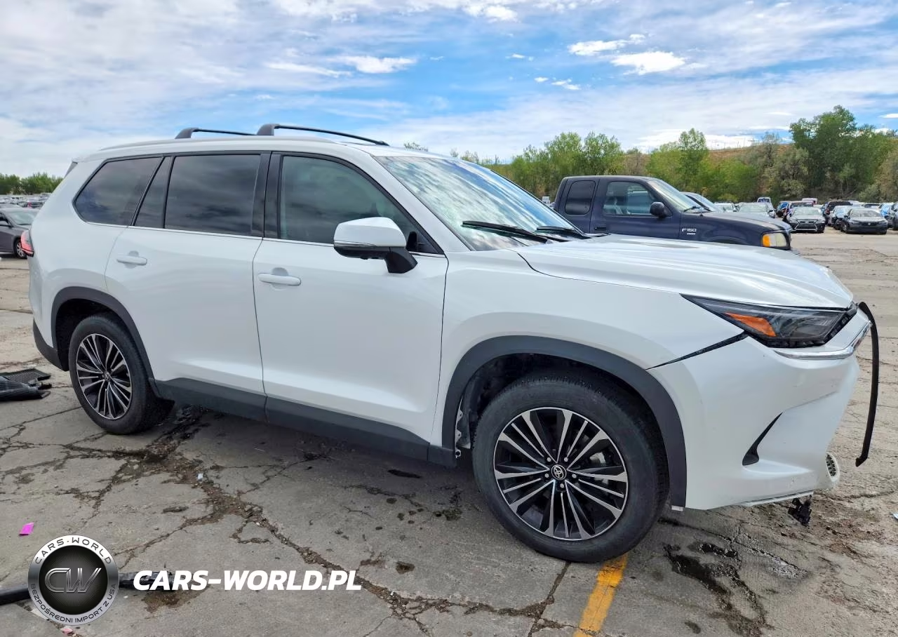 2024 Toyota Grand Highlander Hybrid Max Platinum VIN:5TDADAB55RS004353 - 4