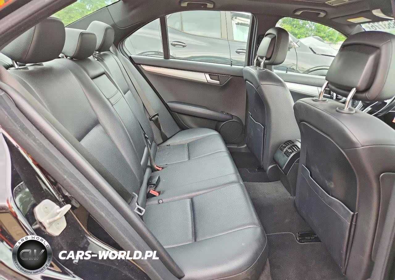 2014 Mercedes-Benz C 300 4Matic VIN:WDDGF8AB7EA935020 - 10