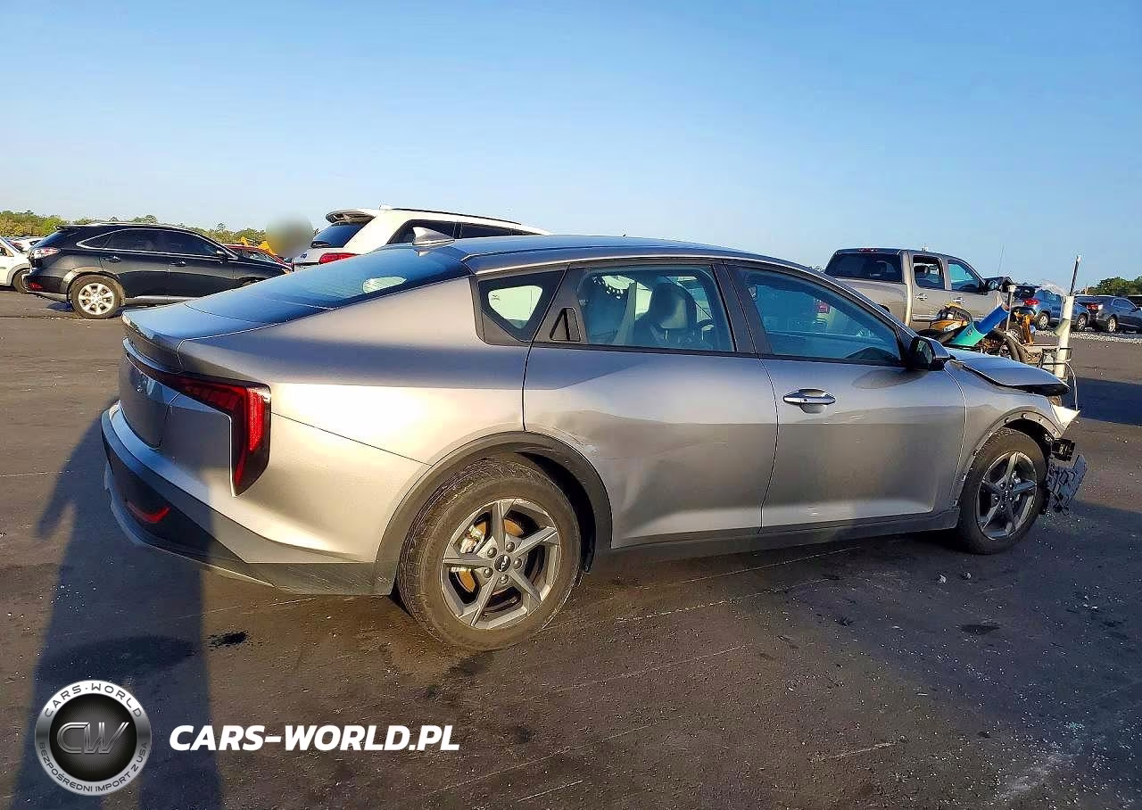 2025 Kia K4 Lxs VIN:3KPFT4DE9SE096672 - 3