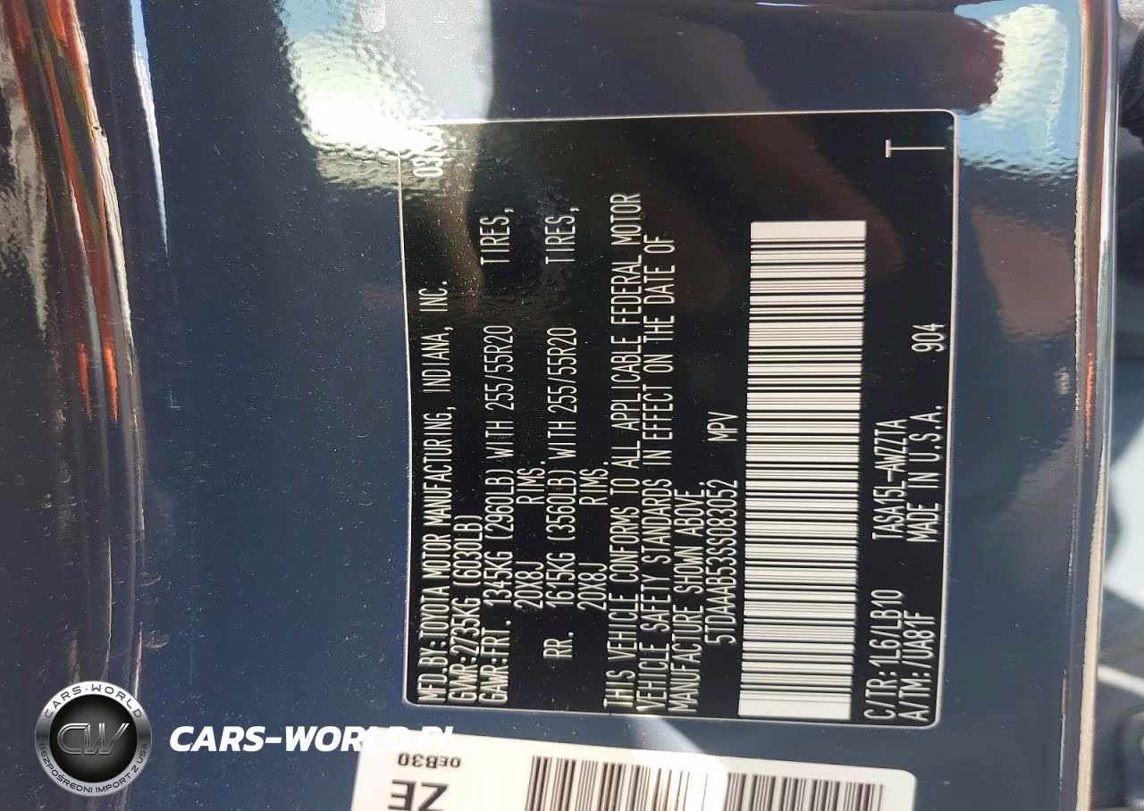 2025 Toyota Grand Highlander Platinum VIN:5TDAAAB53SS083052 - 13
