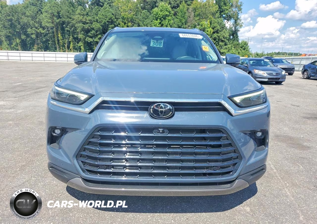 2025 Toyota Grand Highlander Platinum VIN:5TDAAAB53SS083052 - 5
