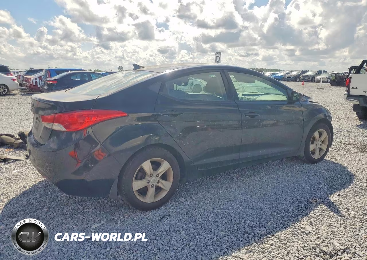 2013 Hyundai Elantra Gls VIN:KMHDH4AE2DU927233 - 3