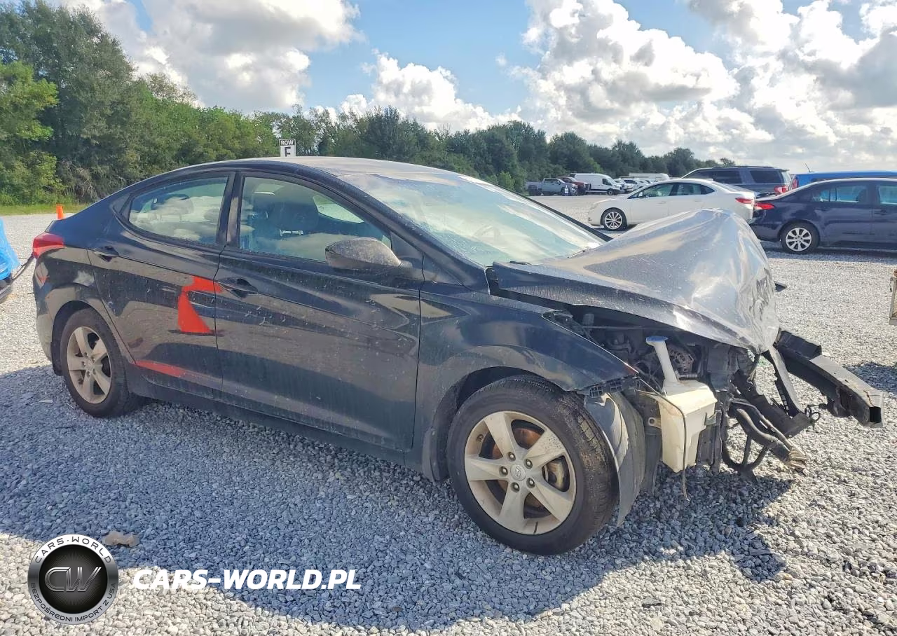 2013 Hyundai Elantra Gls VIN:KMHDH4AE2DU927233 - 4