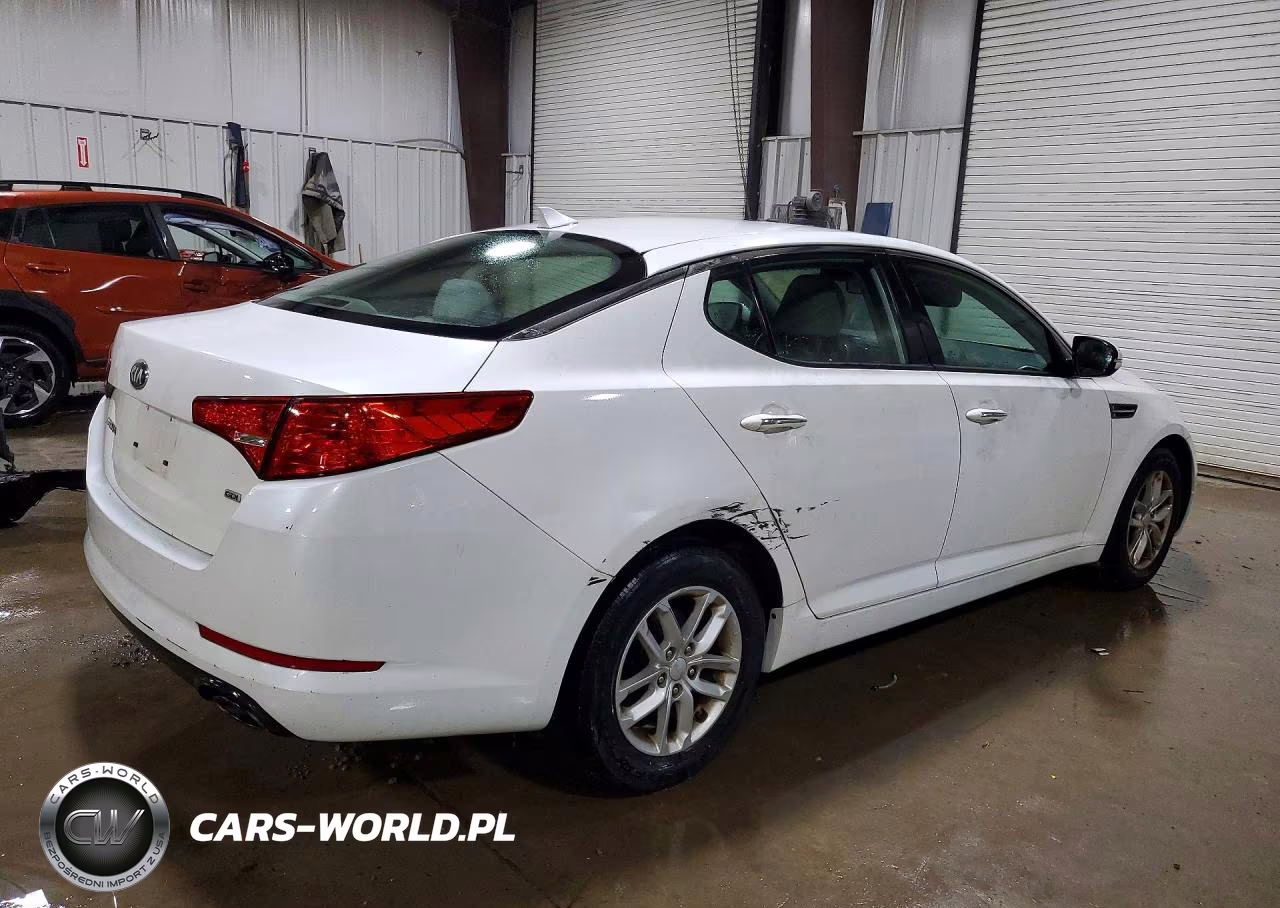 2013 Kia Optima Lx VIN:KNAGM4A75D5371201 - 3