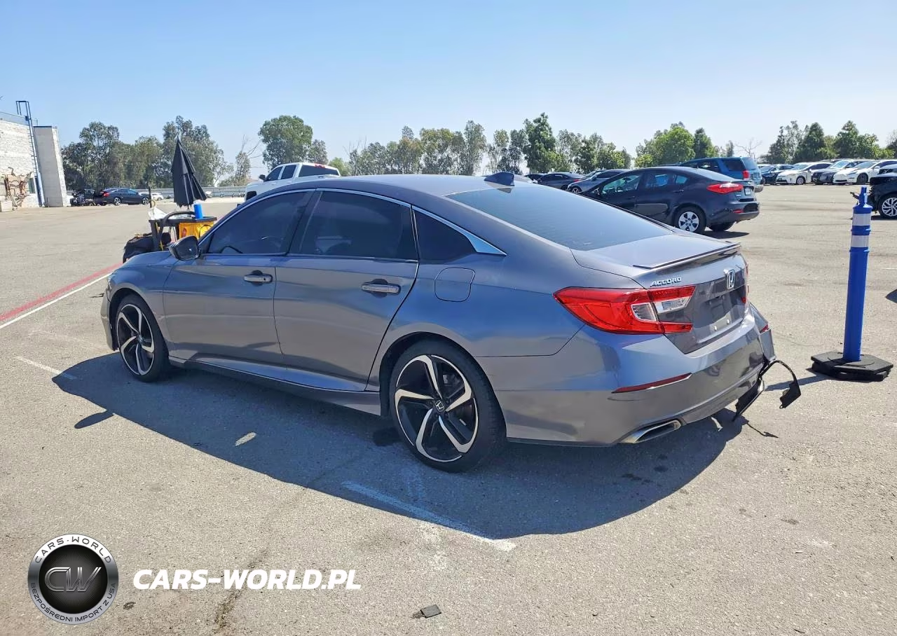 2018 Honda Accord Sport VIN:1HGCV1F39JA132452 - 2