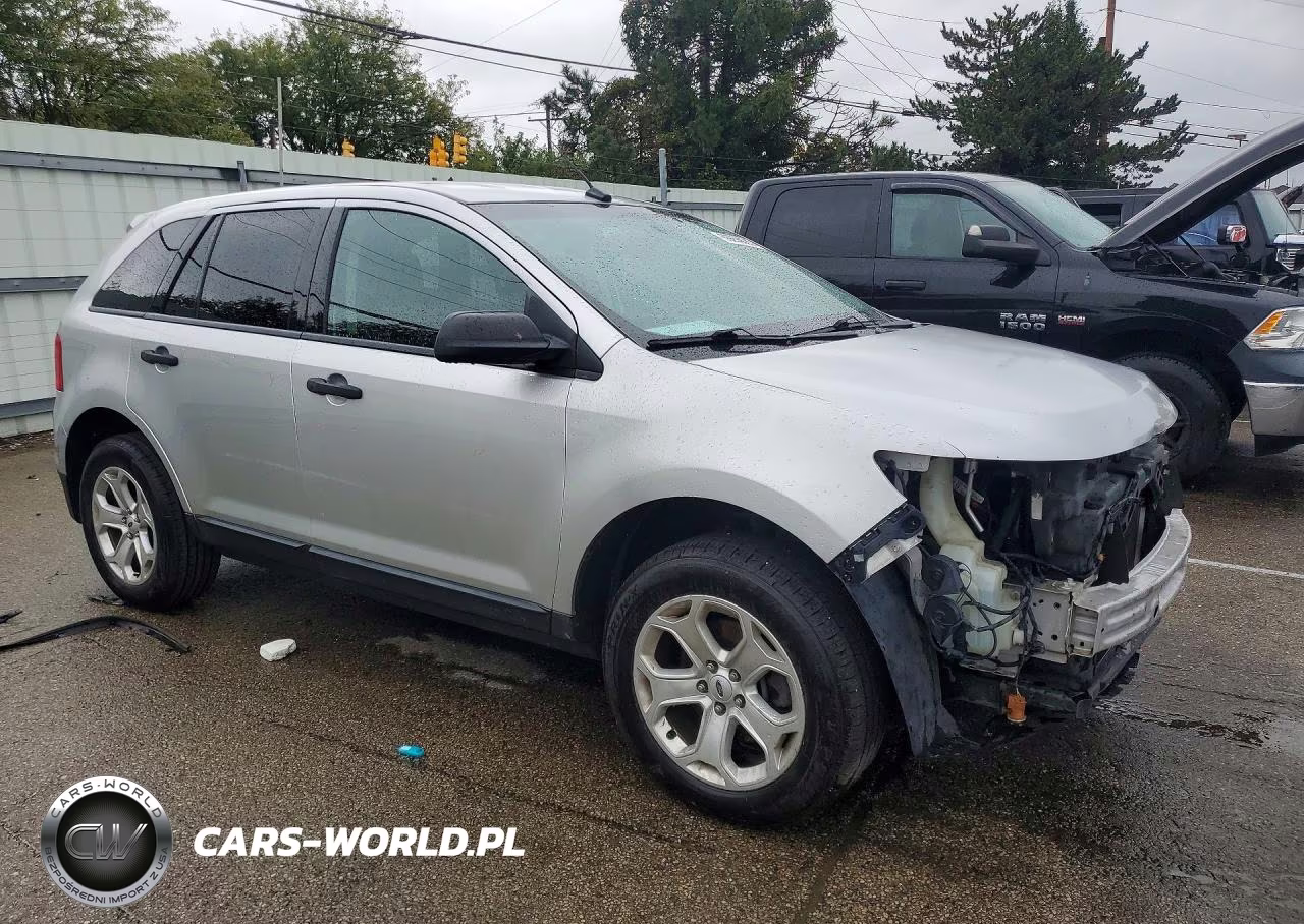 2012 Ford Edge Se VIN:2FMDK4GC3CBA46553 - 4