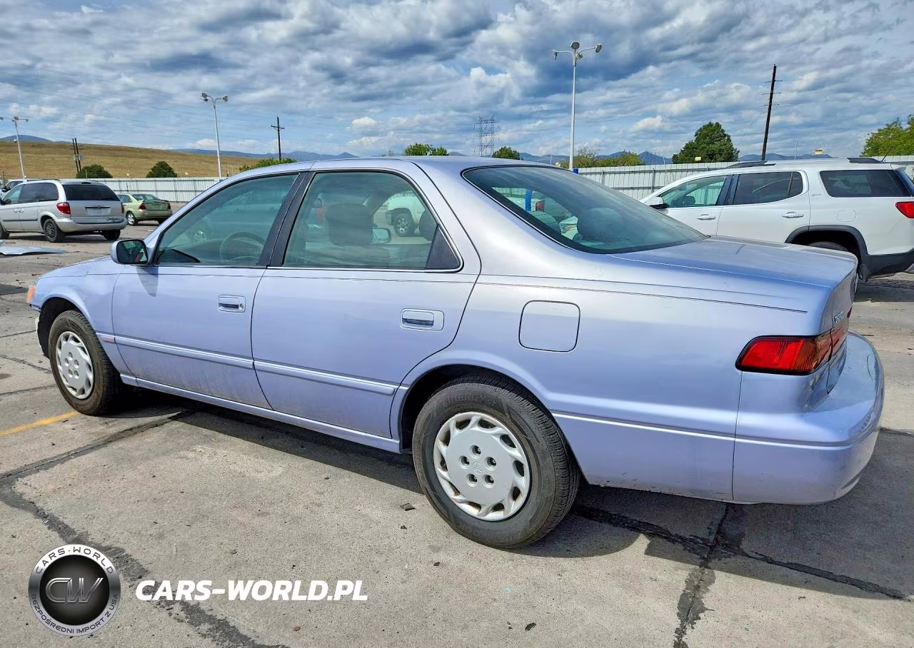 1998 Toyota Camry Le VIN:JT2BG22K2W0225522 - 2