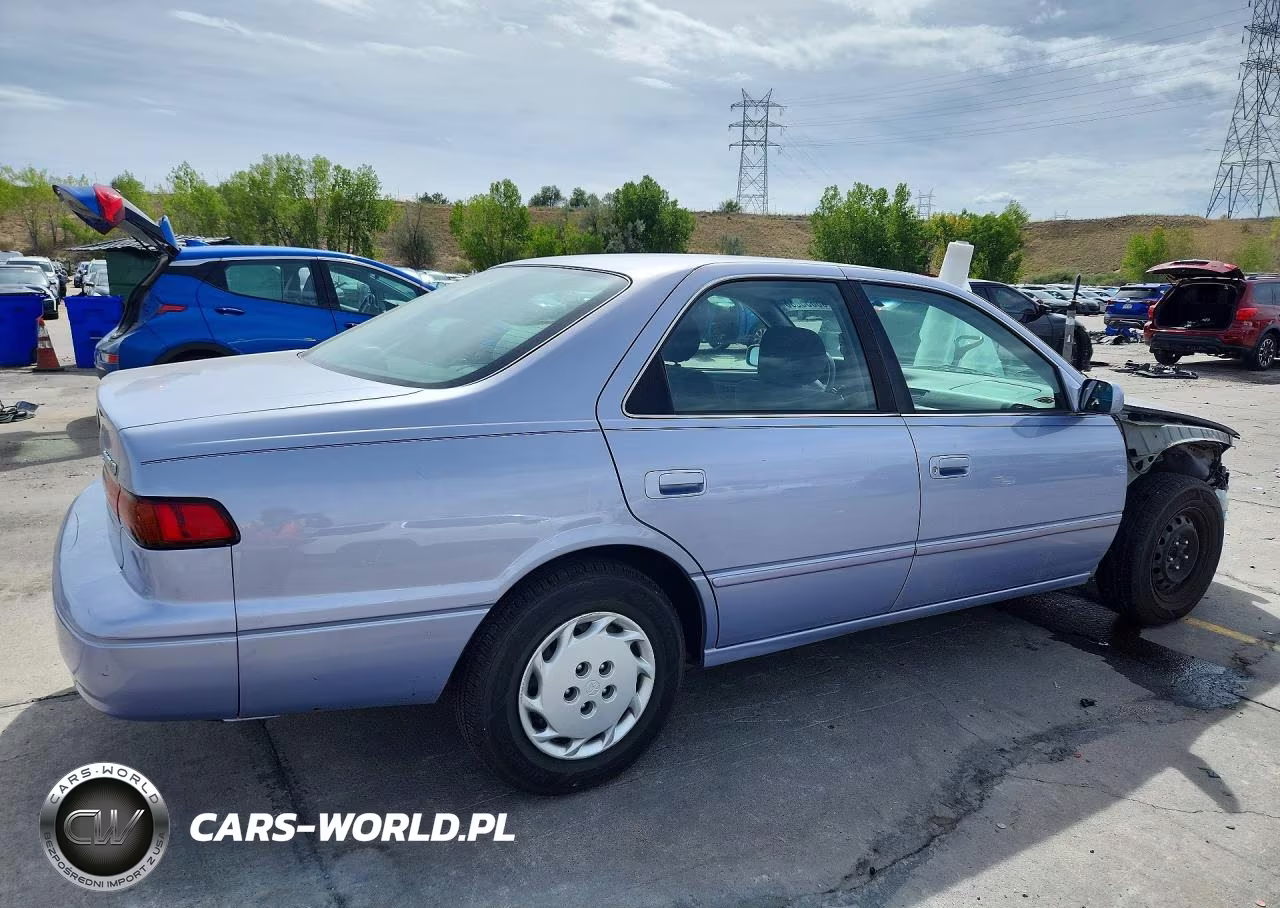 1998 Toyota Camry Le VIN:JT2BG22K2W0225522 - 3