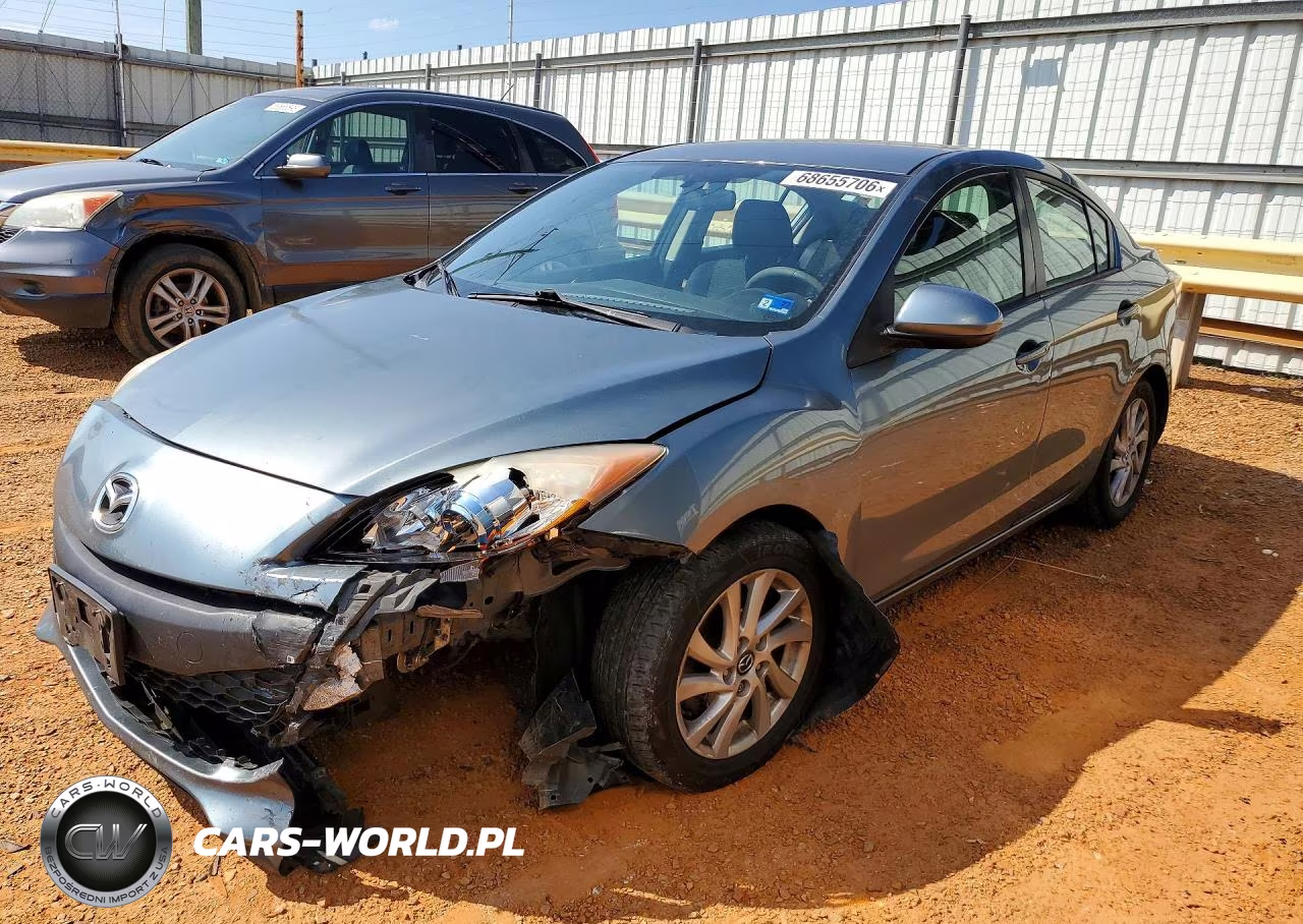 2013 Mazda 3 I