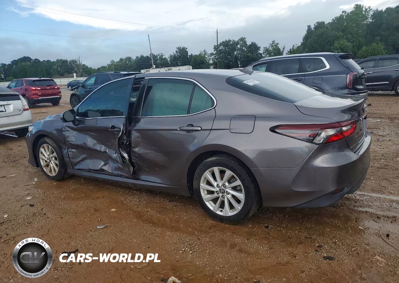 2022 Toyota Camry Le VIN:4T1C11AKXNU657139 - 2