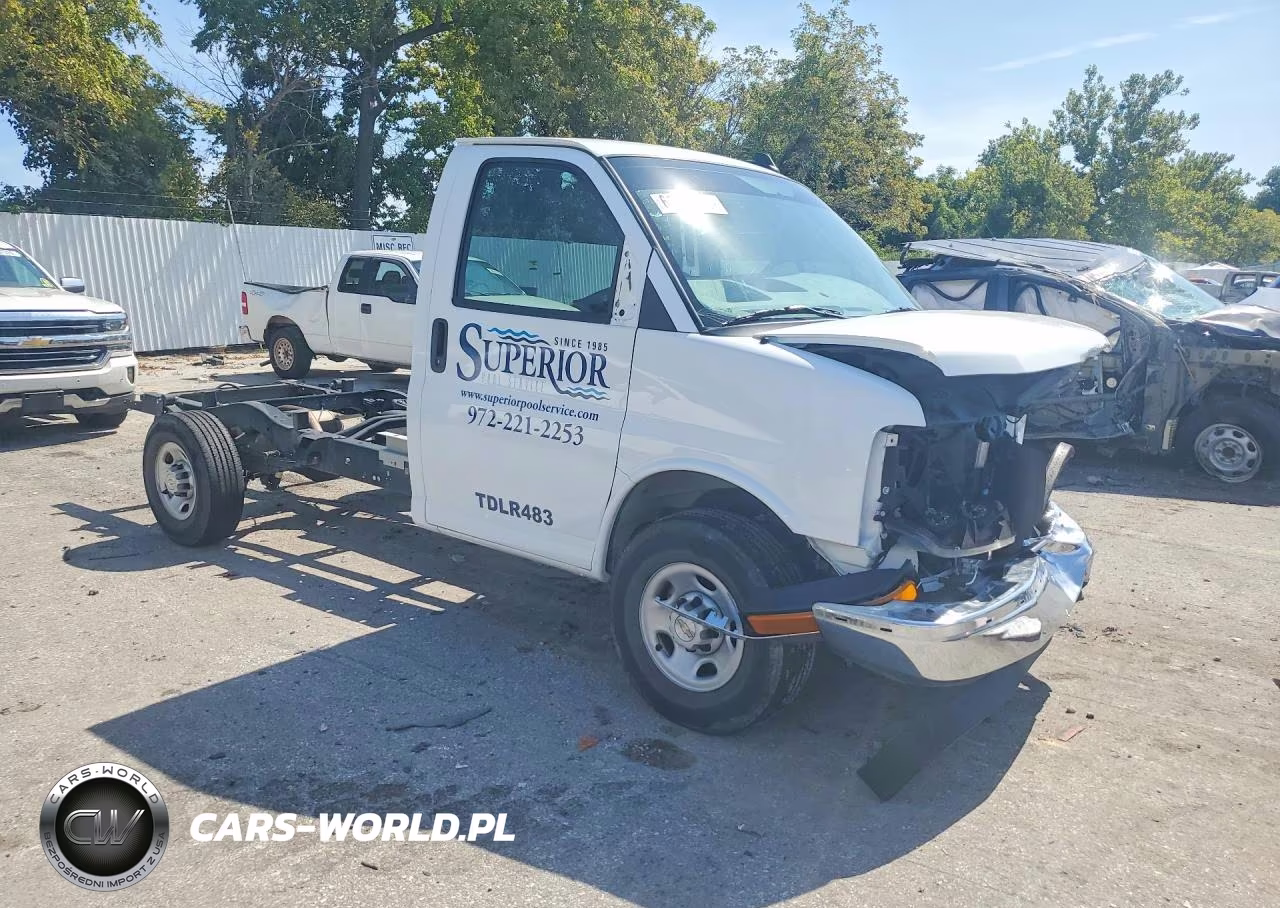2024 Chevrolet Express G3500 VIN:1GB0GRF77R1102251 - 4