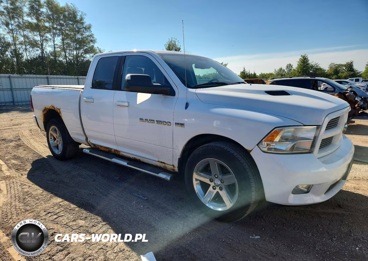 2012 Dodge Ram 1500 Sport VIN:1C6RD7HT2CS273606 - 4