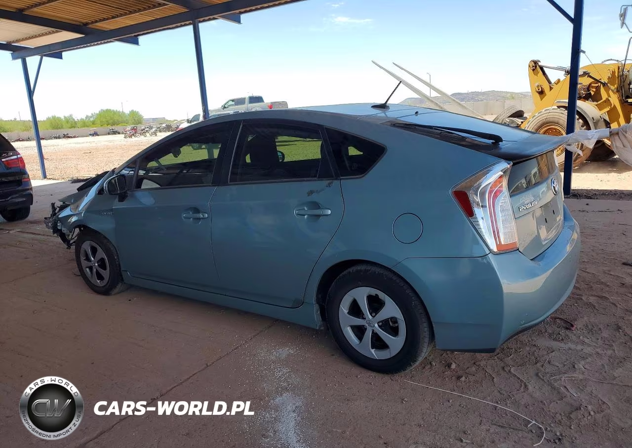 2013 Toyota Prius Three VIN:JTDKN3DU5D5559562 - 2