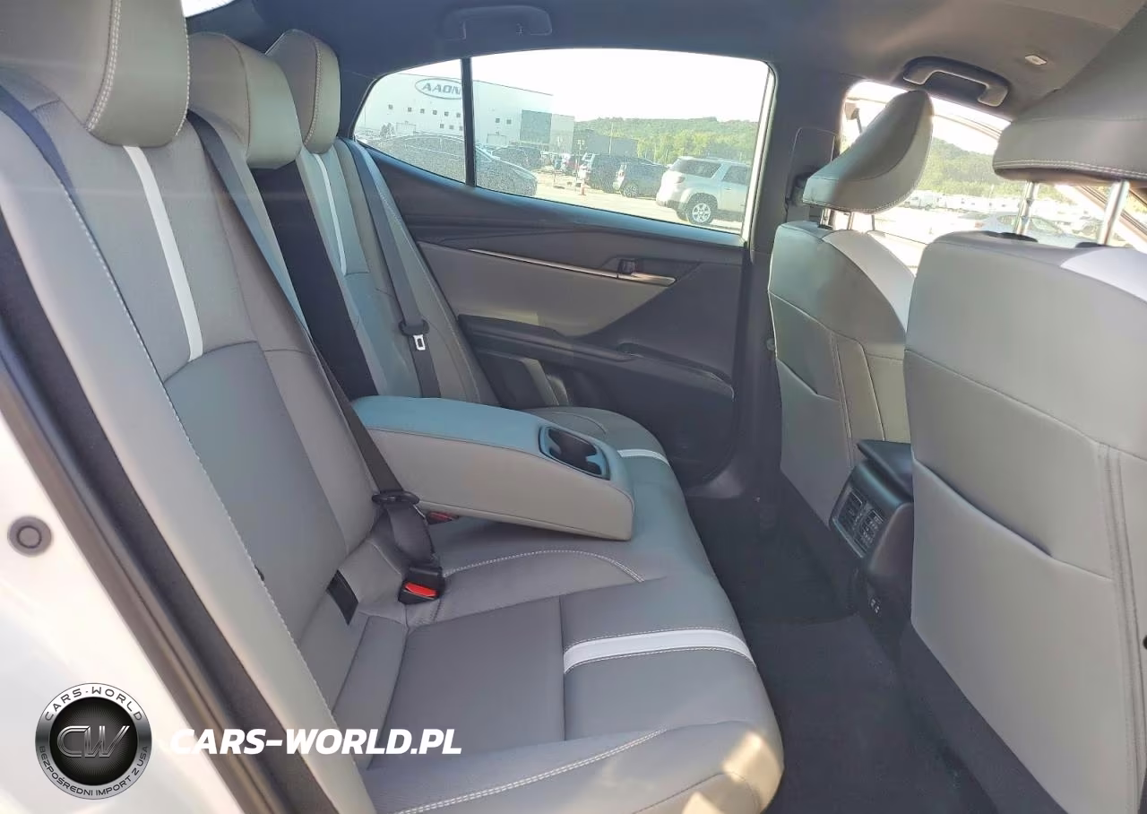 2025 Toyota Camry Se VIN:4T1DAACK7SU592117 - 10