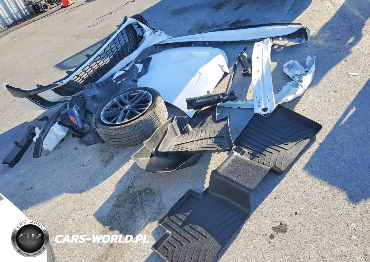 2025 Toyota Camry Se VIN:4T1DAACK7SU592117 - 12