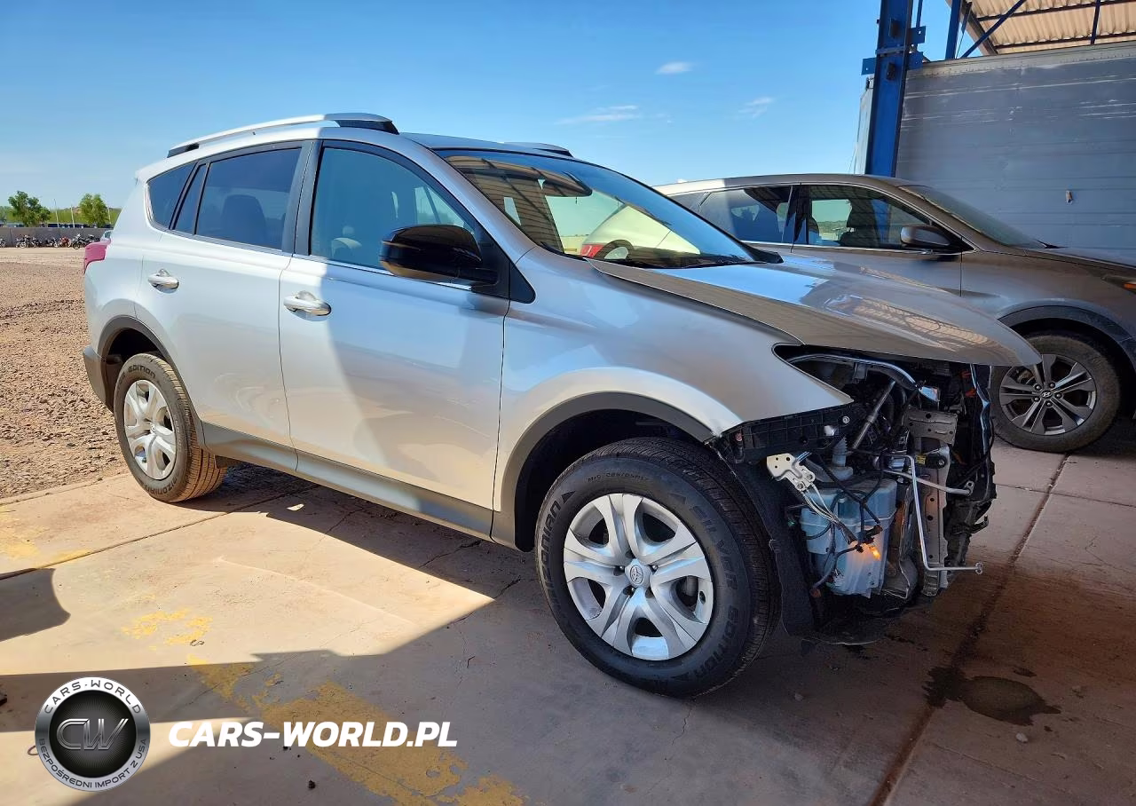 2015 Toyota Rav4 Le VIN:JTMZFREV8FD074640 - 4