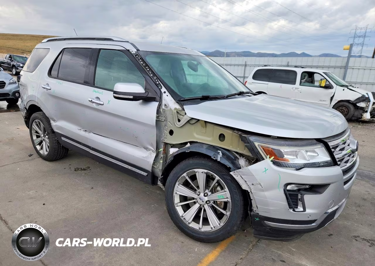 2018 Ford Explorer Limited VIN:1FM5K8F80JGB10739 - 4