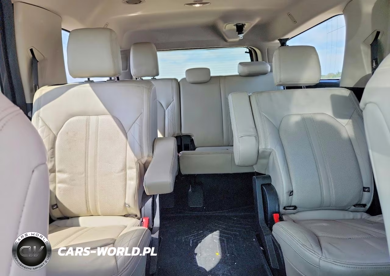 2018 Ford Expedition Max Platinum VIN:1FMJK1MT0JEA46730 - 10