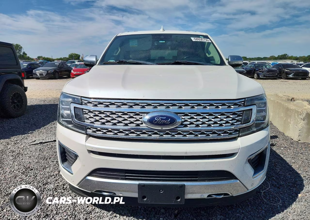 2018 Ford Expedition Max Platinum VIN:1FMJK1MT0JEA46730 - 5