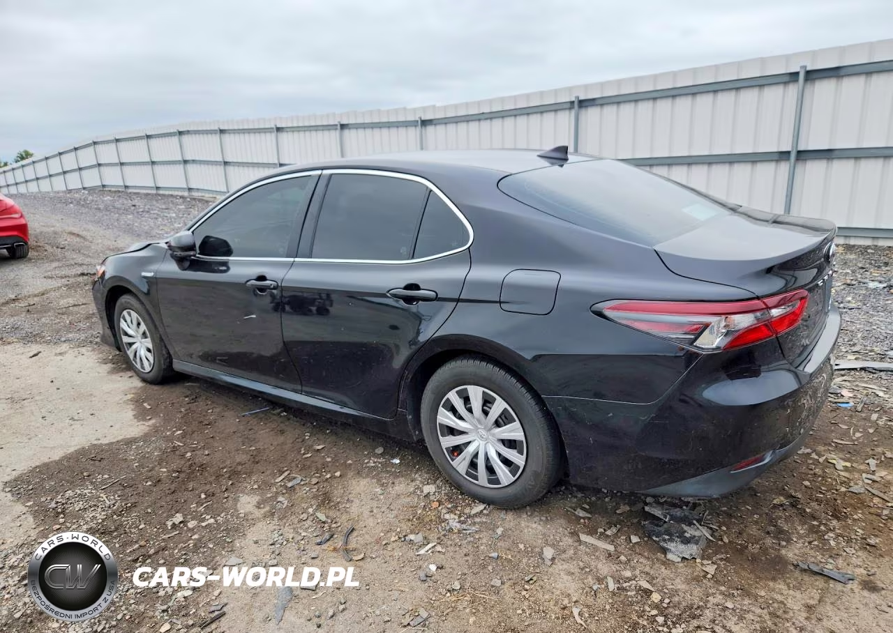 2021 Toyota Camry Le VIN:4T1C31AK6MU021102 - 2