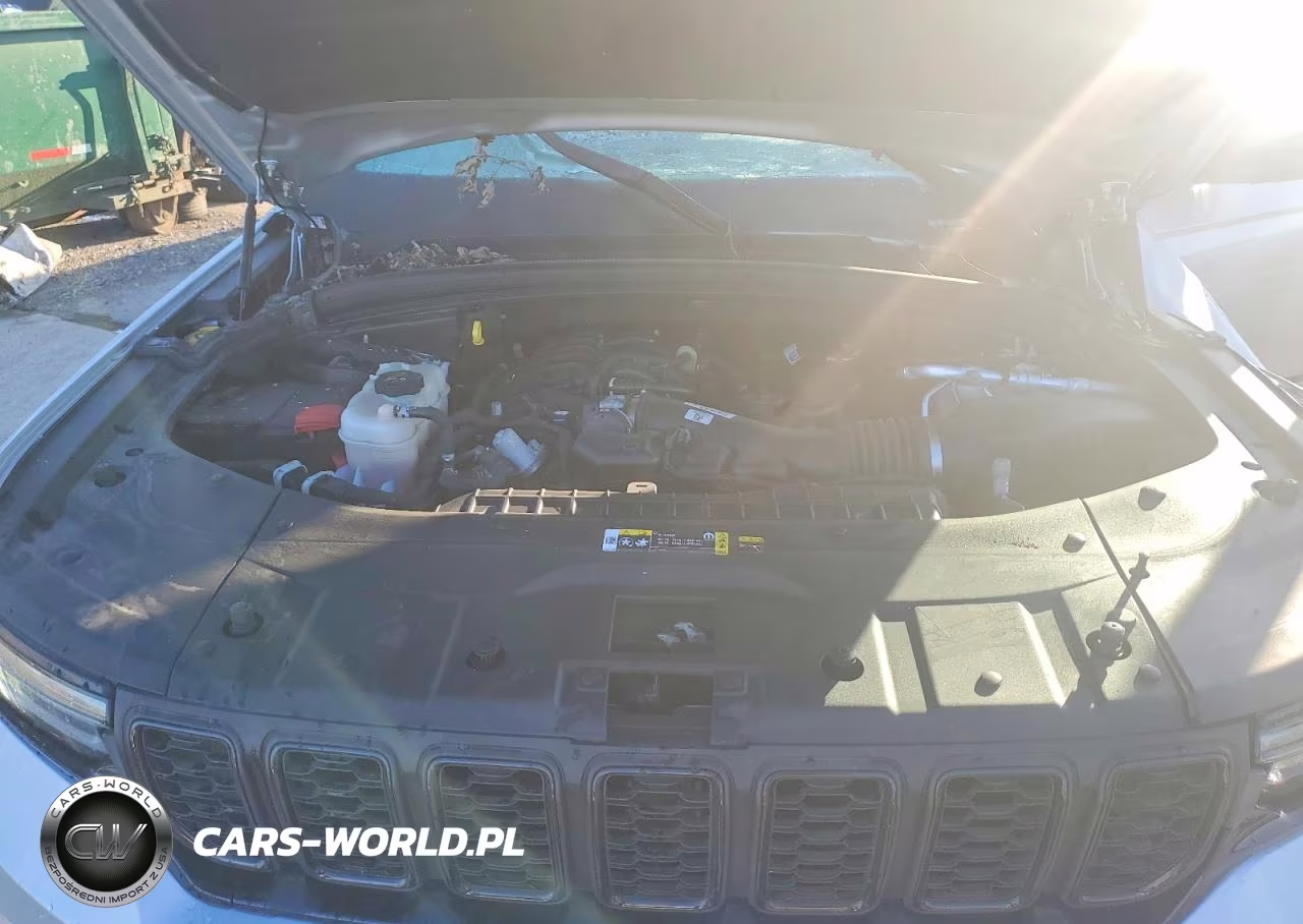 2024 Jeep Grand Cherokee Laredo VIN:1C4RJHAG2RC236093 - 12