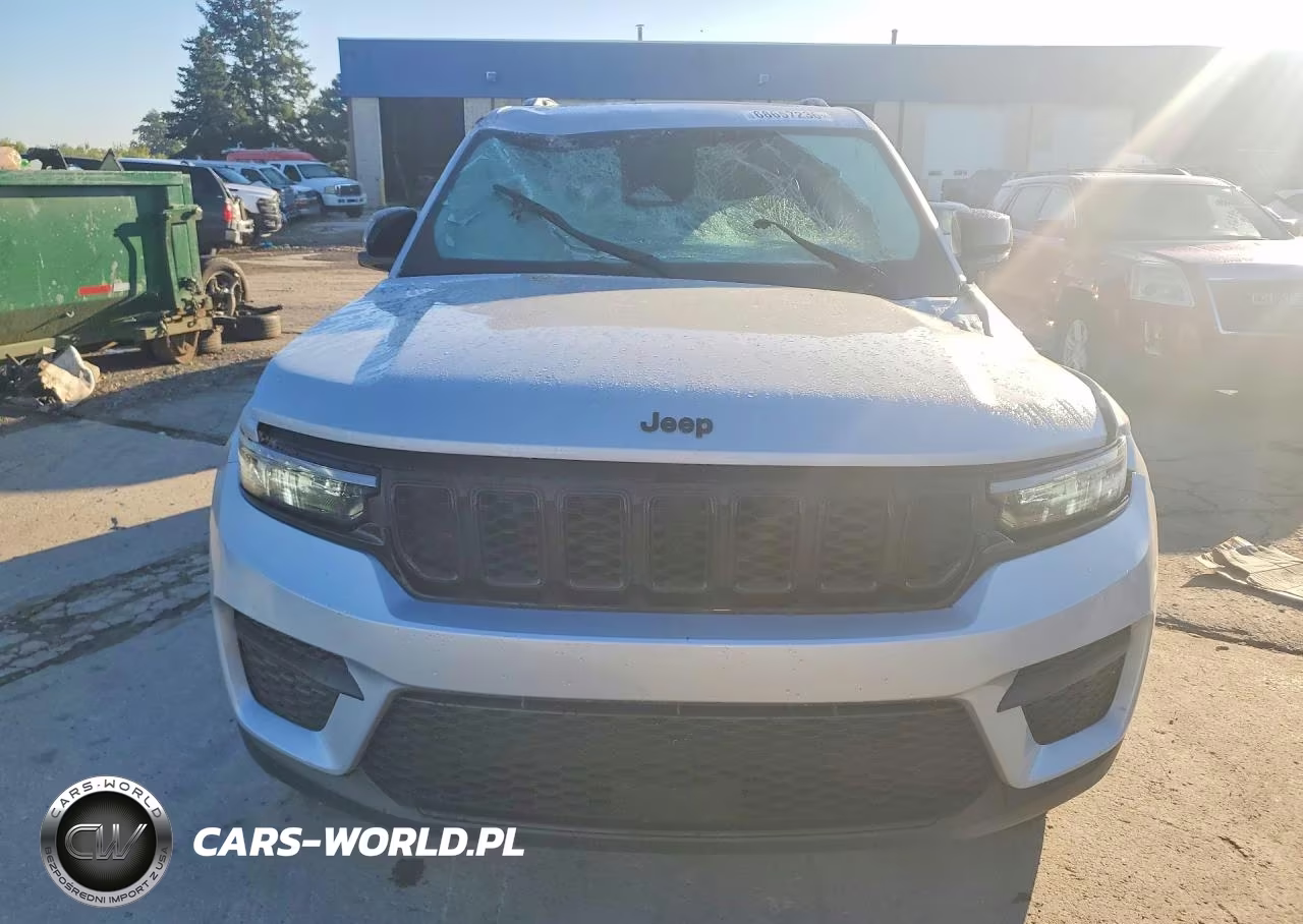 2024 Jeep Grand Cherokee Laredo VIN:1C4RJHAG2RC236093 - 5