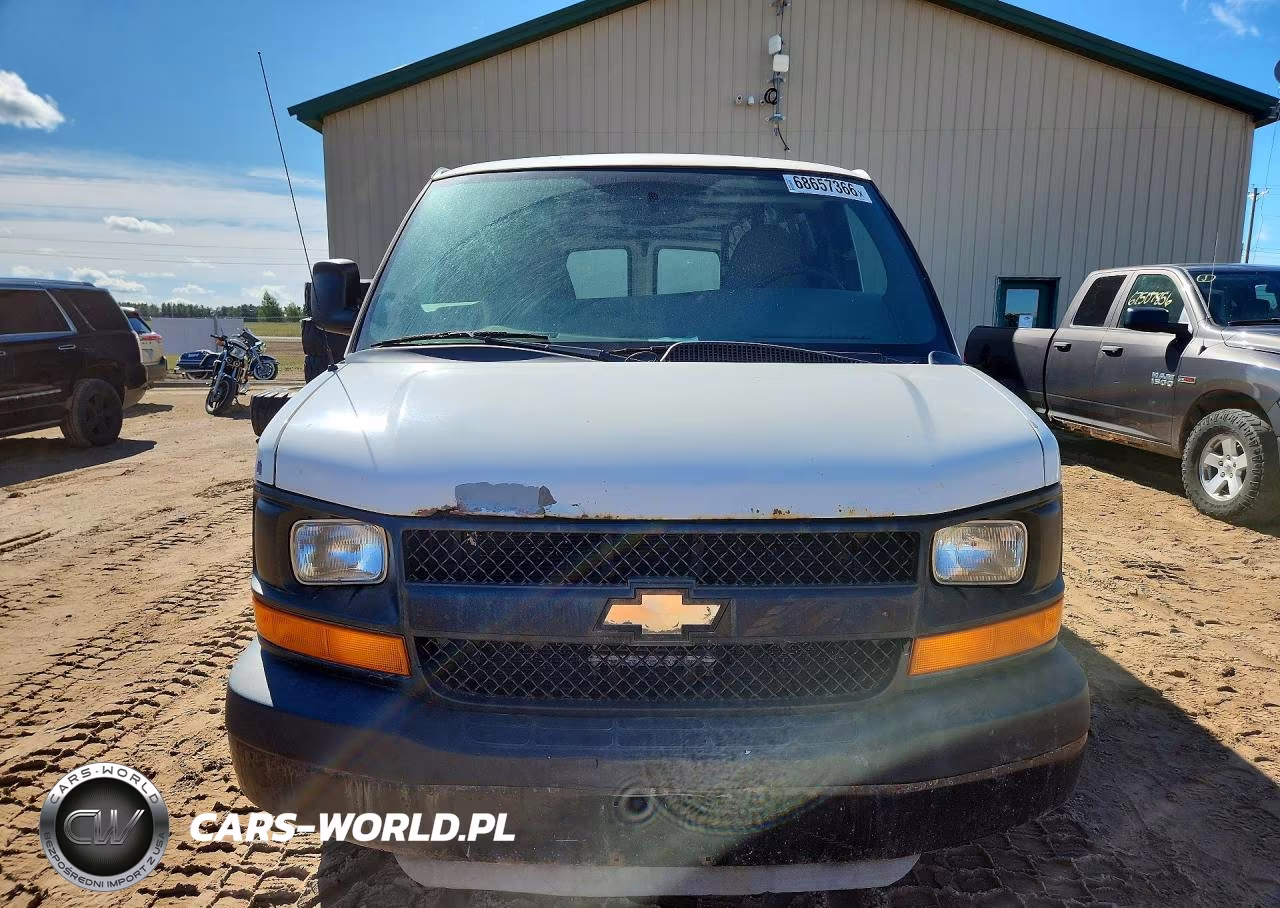 2010 Chevrolet Express G2500 VIN:1GCZGFDA0A1153210 - 5