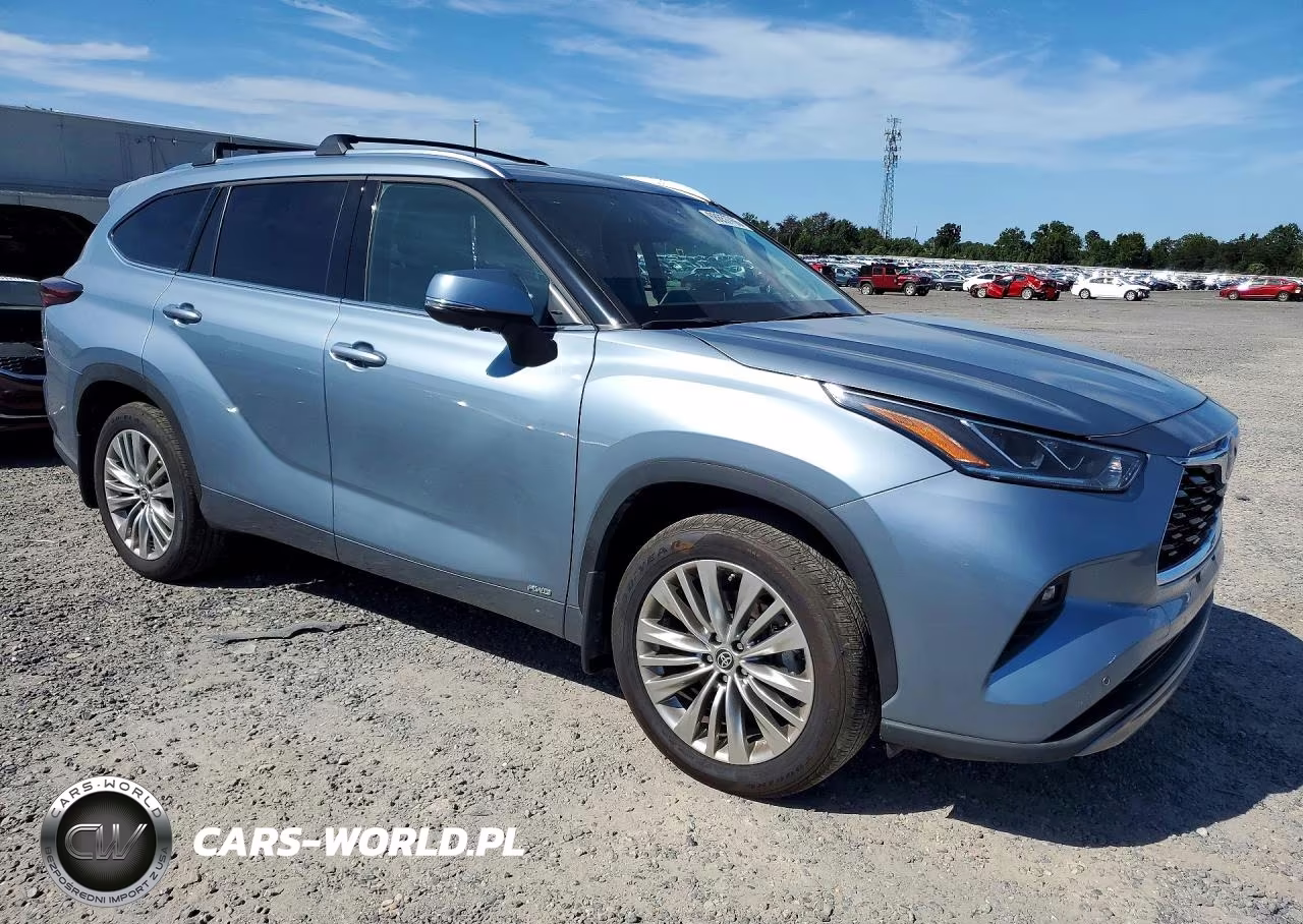 2024 Toyota Highlander Hybrid Platinum VIN:5TDEBRCH9RS645245 - 4