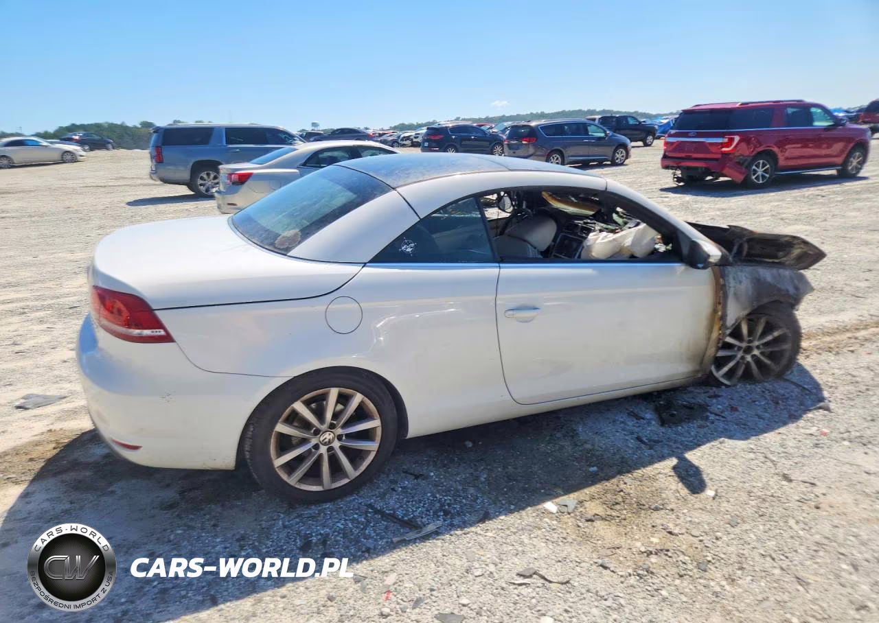 2014 Volkswagen Eos Komfort VIN:WVWBW8AH8EV006326 - 3