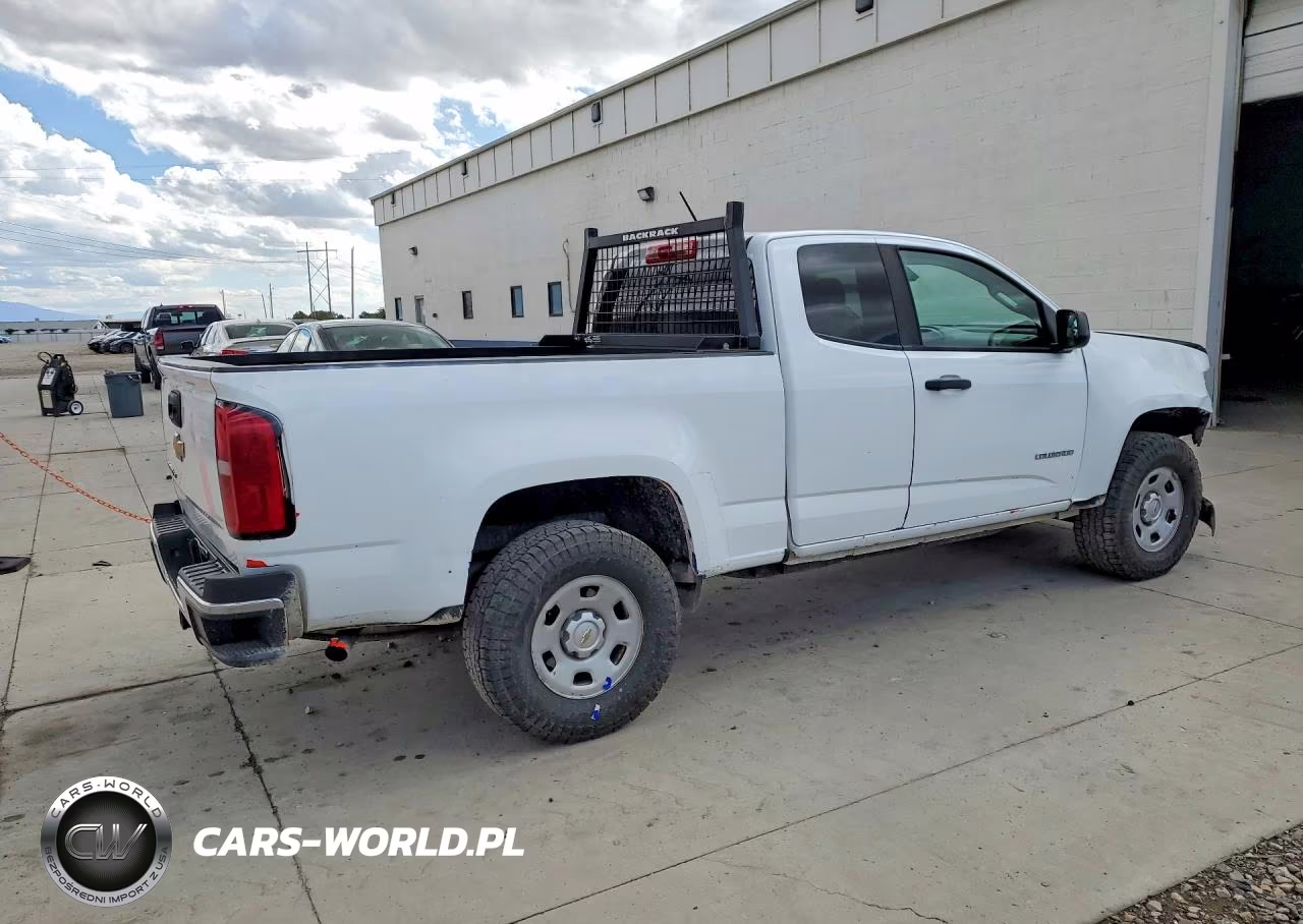 2017 Chevrolet Colorado VIN:1GCHTBENXH1166901 - 3