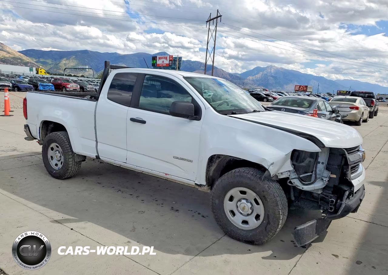2017 Chevrolet Colorado VIN:1GCHTBENXH1166901 - 4