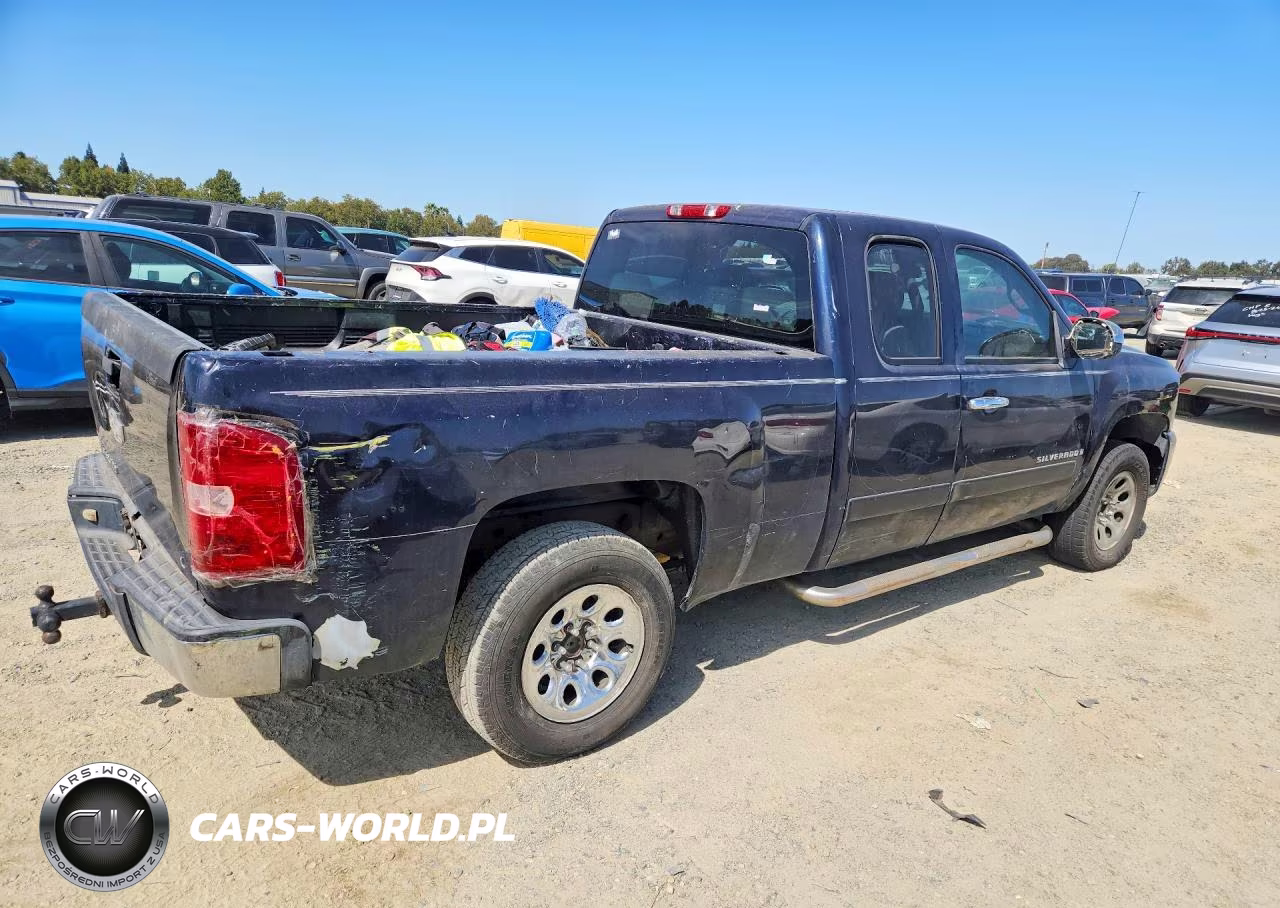 2008 Chevrolet Silverado C1500 VIN:1GCEC19C88Z152082 - 3
