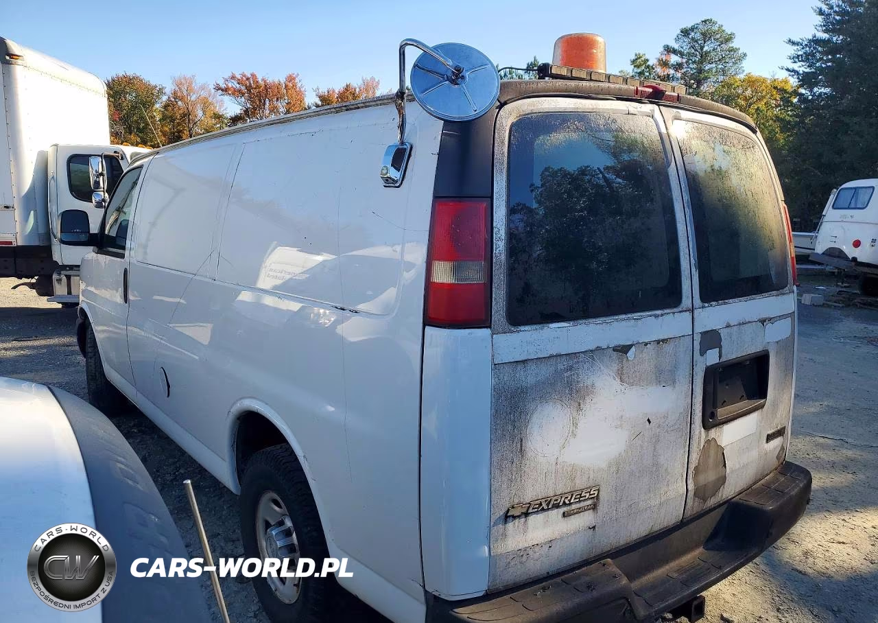 2011 Chevrolet Express G2500 VIN:1GCWGFCB5B1123540 - 2