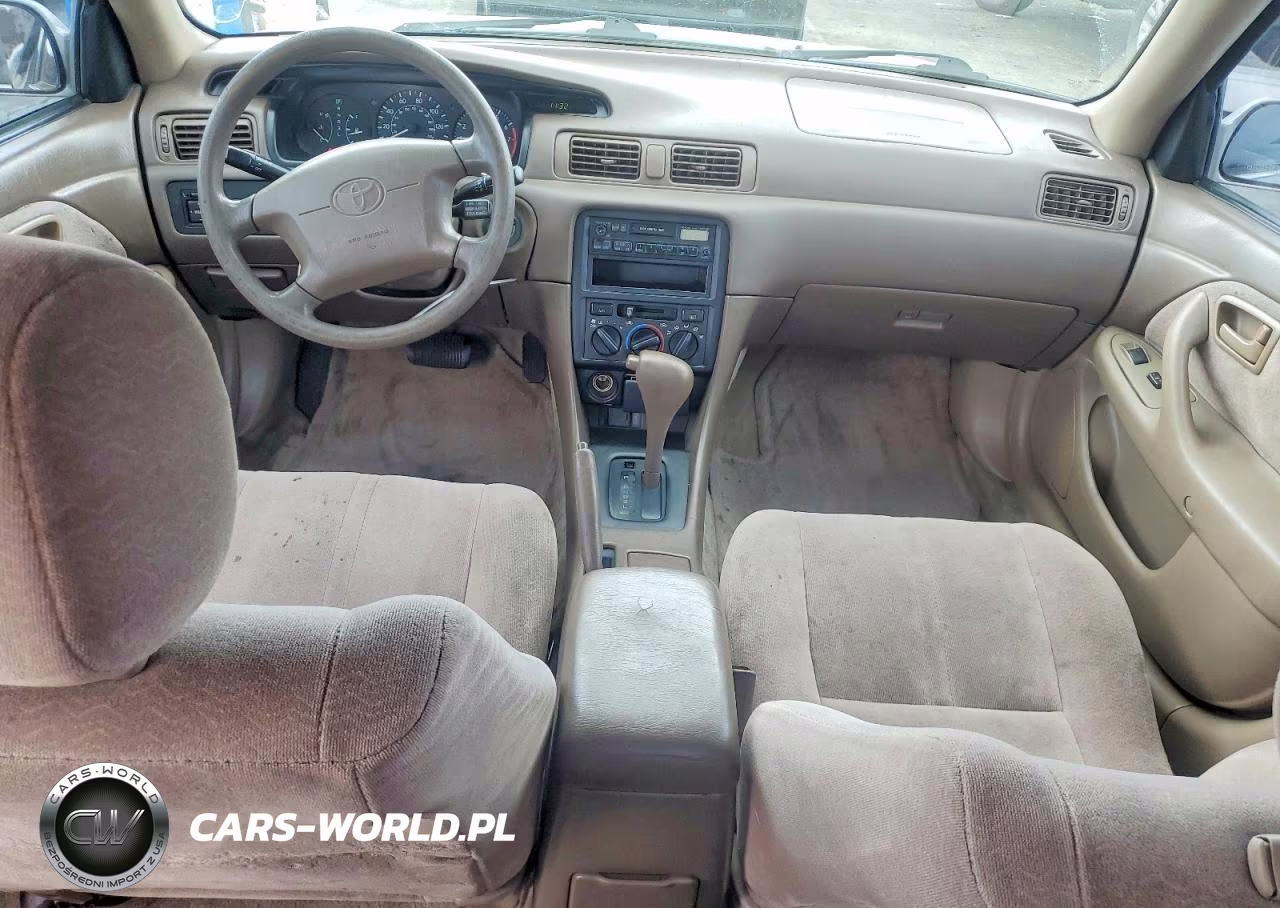 1997 Toyota Camry Le VIN:JT2BG22K4V0033369 - 8