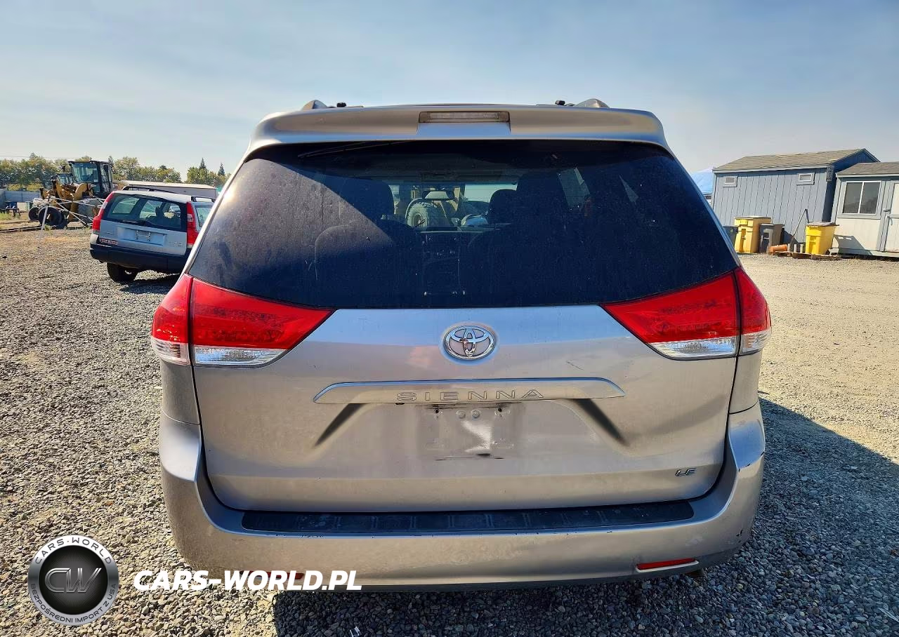 2011 Toyota Sienna Le VIN:5TDKK3DC1BS162762 - 6